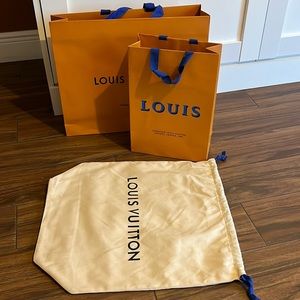 Dust bag ❌price is FIRM❌